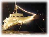 Copyright 2000 Friend Ships, Andrea Menkin